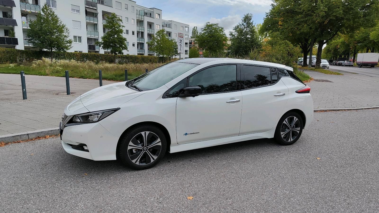 Nissan Leaf TEKNA 150 PS 40KWH