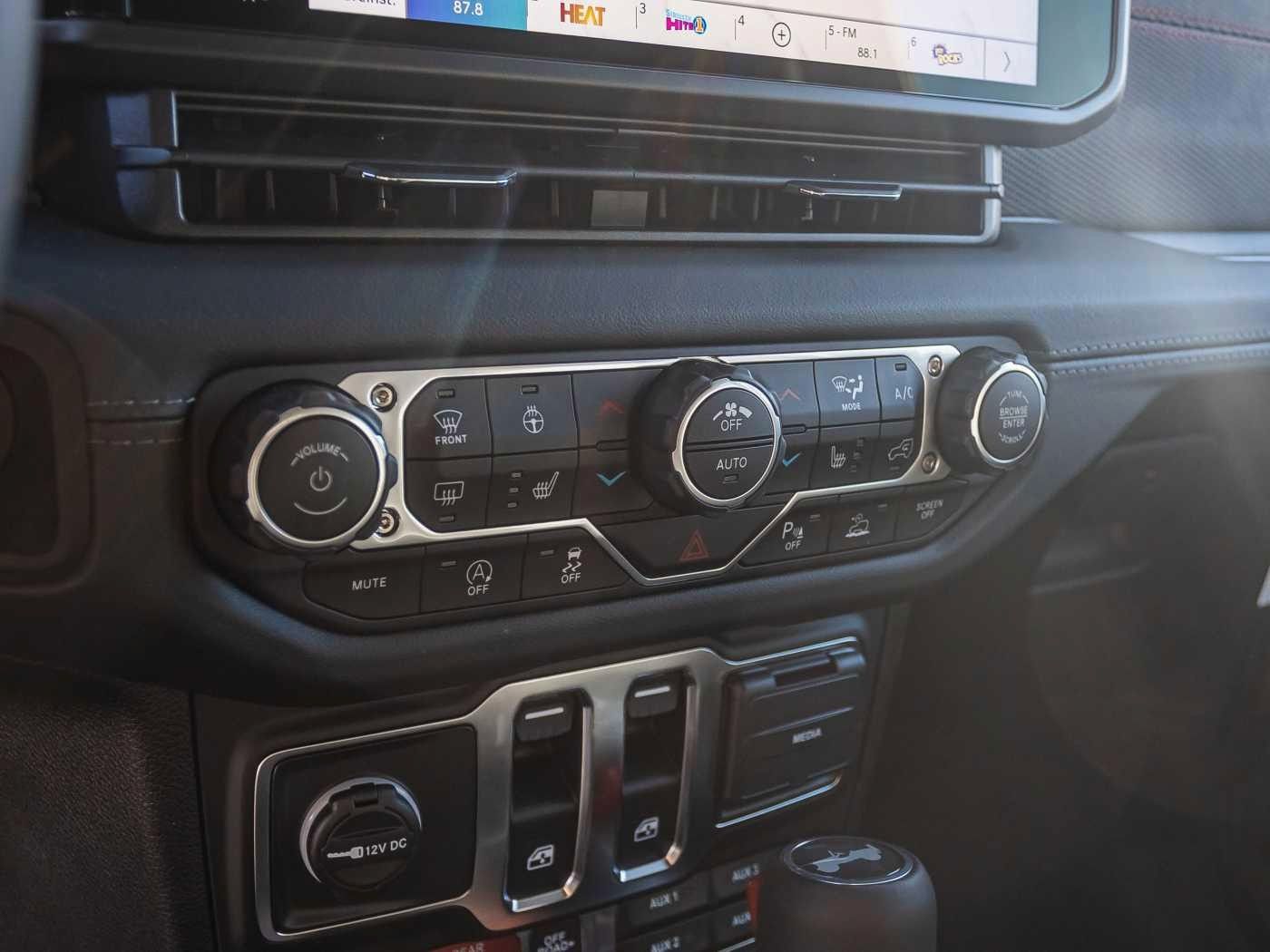 Fahrzeugabbildung Jeep Wrangler 2.0T-GDI Rubicon Recon Xtreme 4x4 WARN