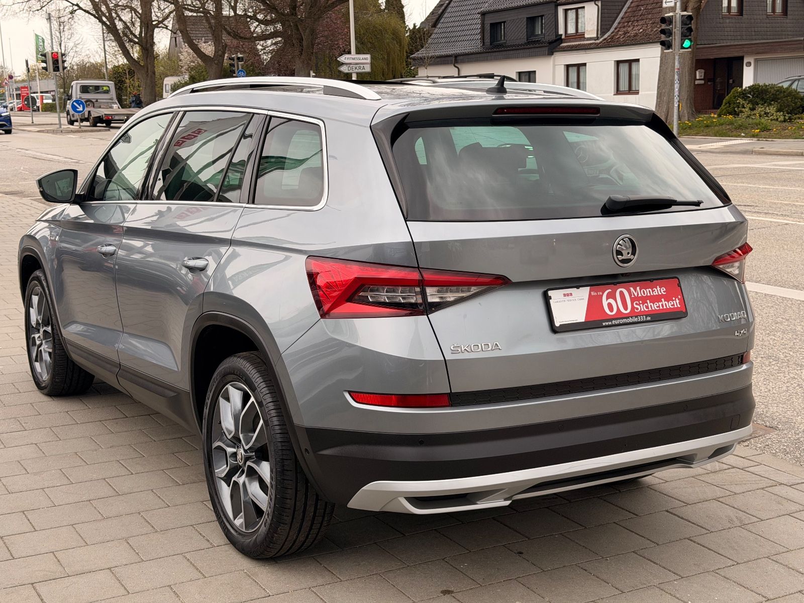 Kodiaq Scout 4×4 *Pano*LED*Leder*360°*7-Sitzer*