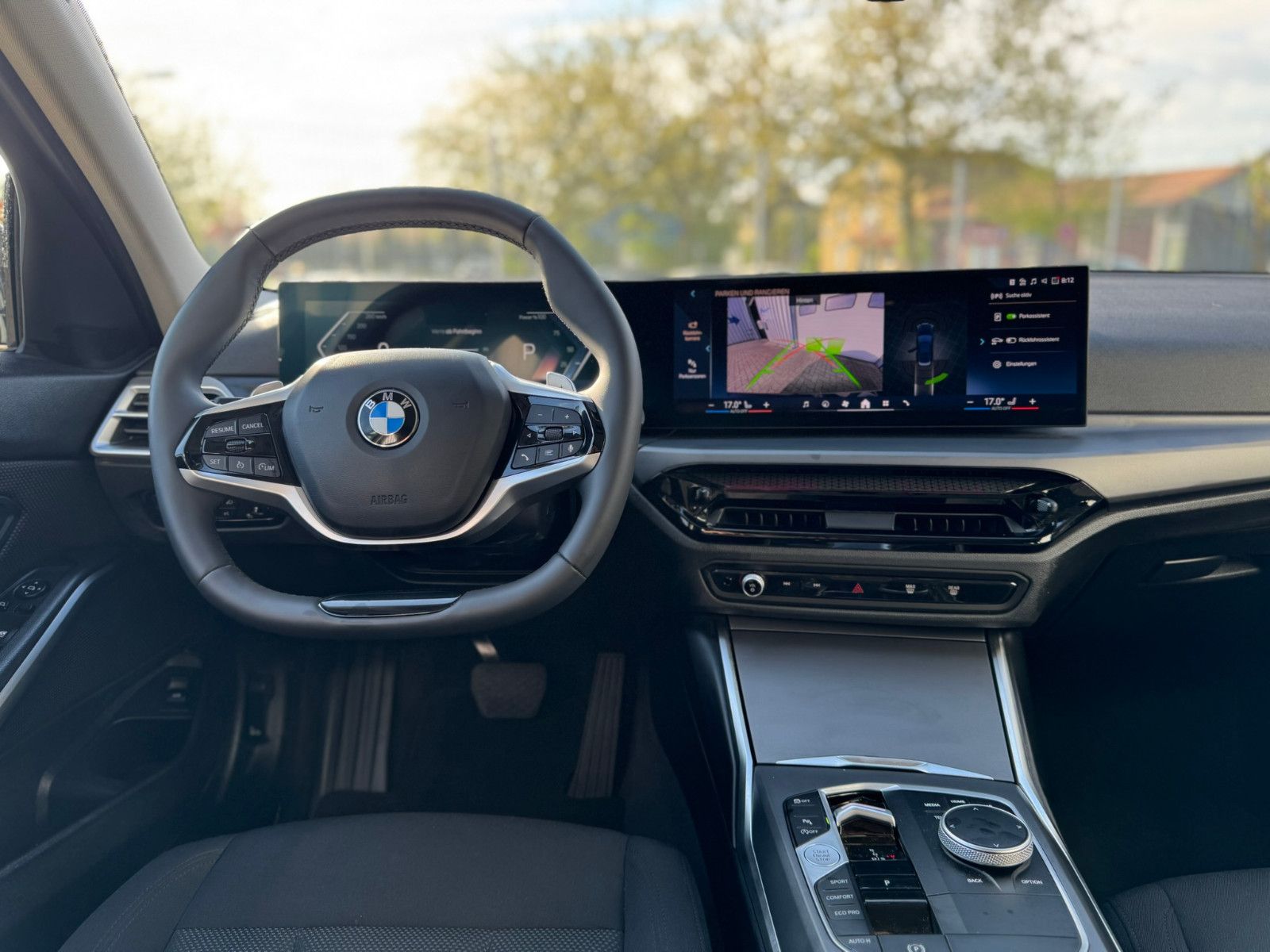 BMW 318i | AUT | KAMERA | SZH | SHADOW-LINE | NAVI foto 13