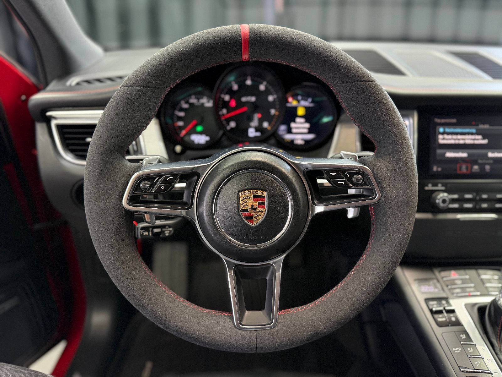 Fahrzeugabbildung Porsche Porsche Macan GTS |BOSE|360°|SITZBELÜFTUNG