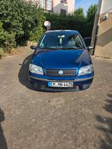 Fiat Punto 1.2 8V Ciao Ciao - Fiat Punto in Freiburg