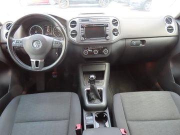 Volkswagen Tiguan - 10
