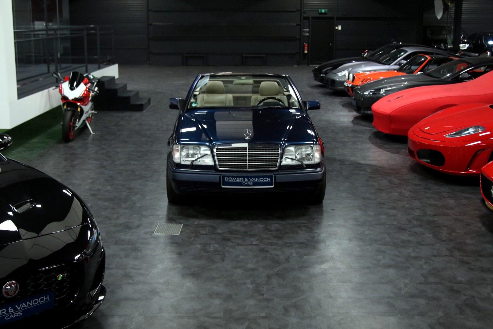 Mercedes-Benz E 220 W124 Cabrio Klima Leder AHK Sitzh