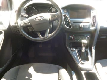 Ford Focus - 9