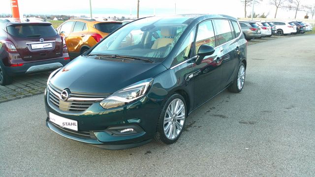 Opel Zafira C Innovation mit Fahrradträger