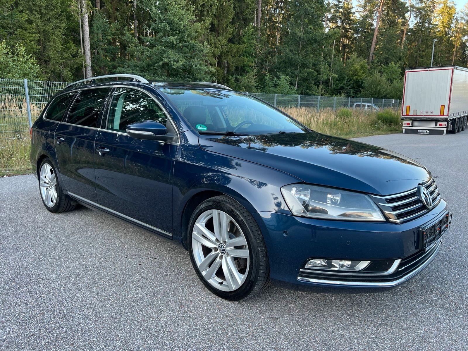 Volkswagen Passat 2011 — салон