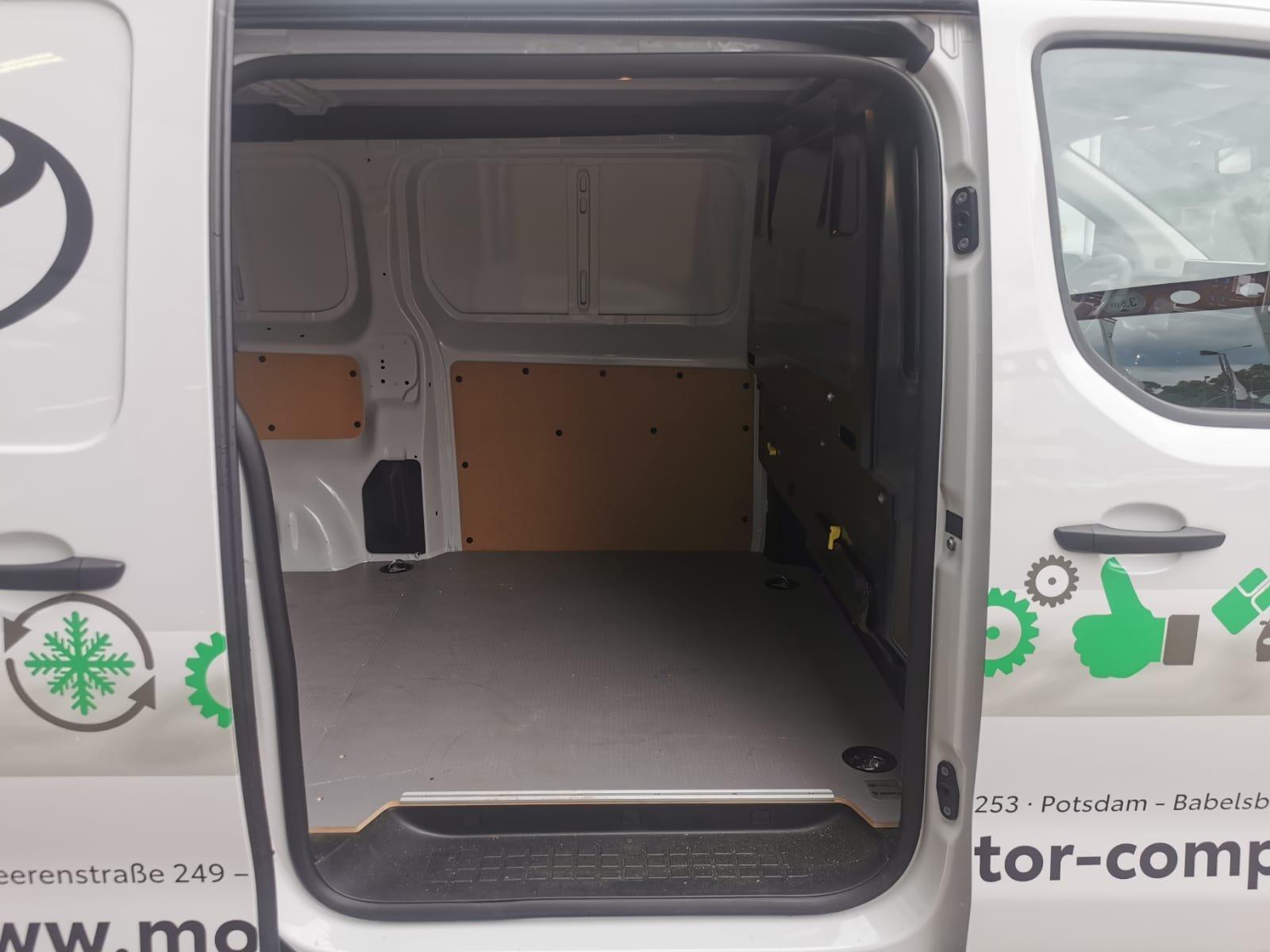 Toyota Proace  Electric 75 kWh Meister L1 Kasten *Navi*
