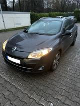 Renault Megane Grandtour Bose Edition dCi 130 Bose E... - Renault Megane aus 2011: Bose