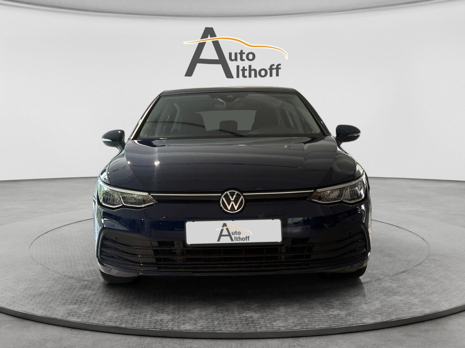 Volkswagen Golf VIII Lim. 1.0 Life SHZ ACC APP LED VIRTUAL, миниатюра 2