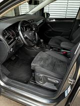 Volkswagen Touran 1.5 TSI DSG R-Line Highline ACC LED CAM - Volkswagen Touran: R Line