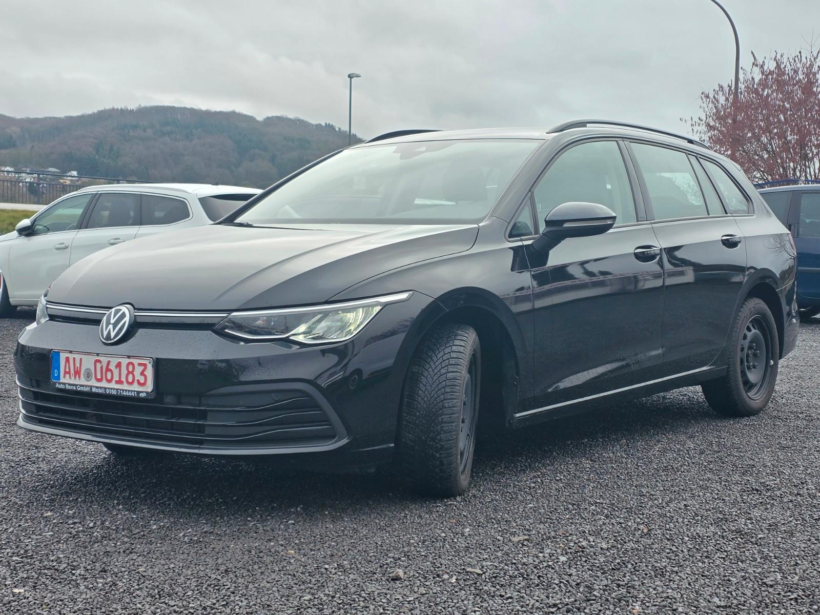 Volkswagen Golf VIII Variant Life