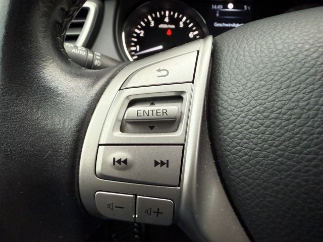 Fahrzeugabbildung Nissan Qashqai 1.6 DIG-T Tekna 6MT Allwetter*AVM*Shzg