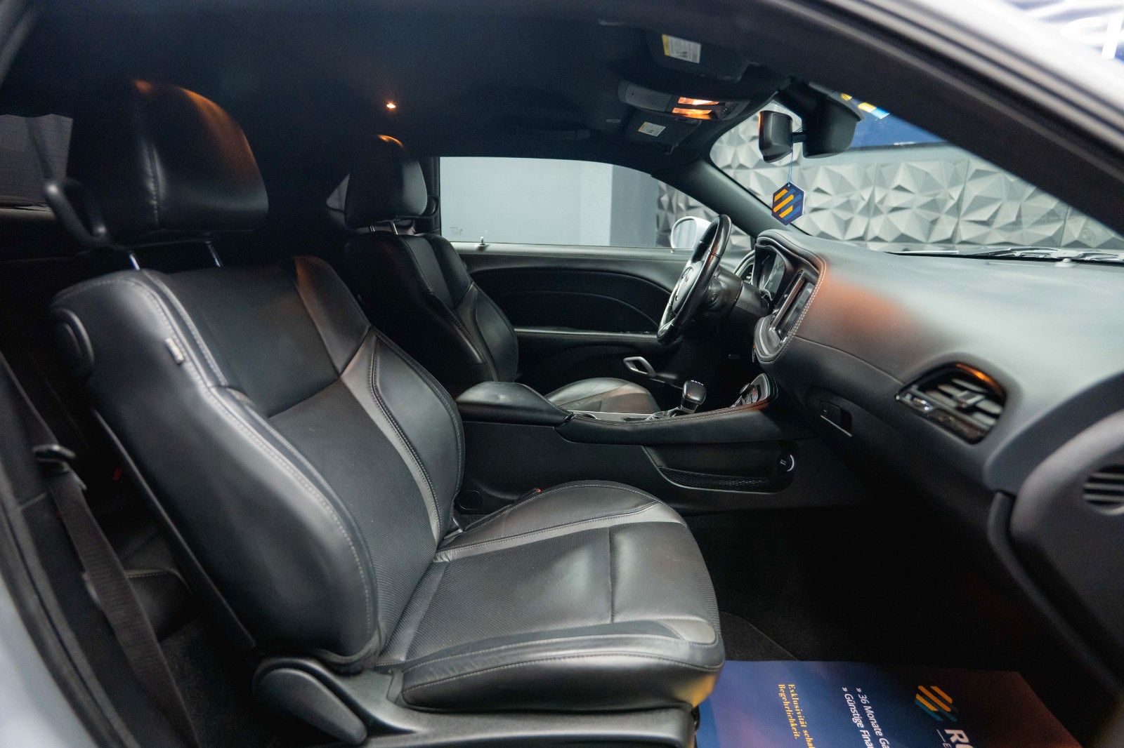 Fahrzeugabbildung Dodge Challenger 3.6 V6 4x4 GT SRT Styling *LED*19%*