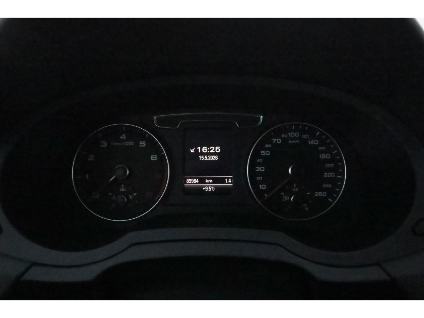 Audi Q3 2.0TFSI quattro S-tronic+NAVI+AHK+BOSE+KLIMA