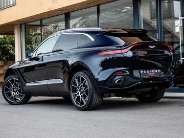 2021 Aston Martin DBX — фото 8