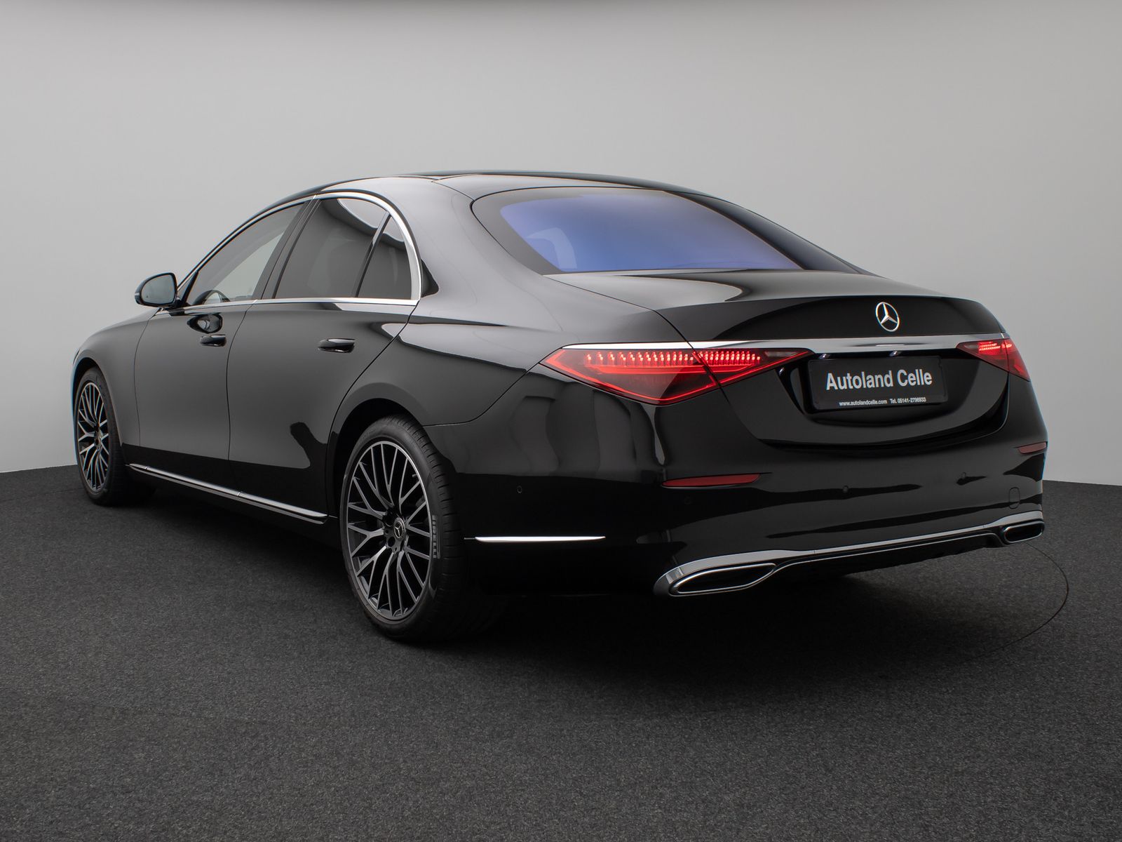 Fahrzeugabbildung Mercedes-Benz S 400d 4Matic HUD DAB 360° 9G-Tronic MBUX Ent.+