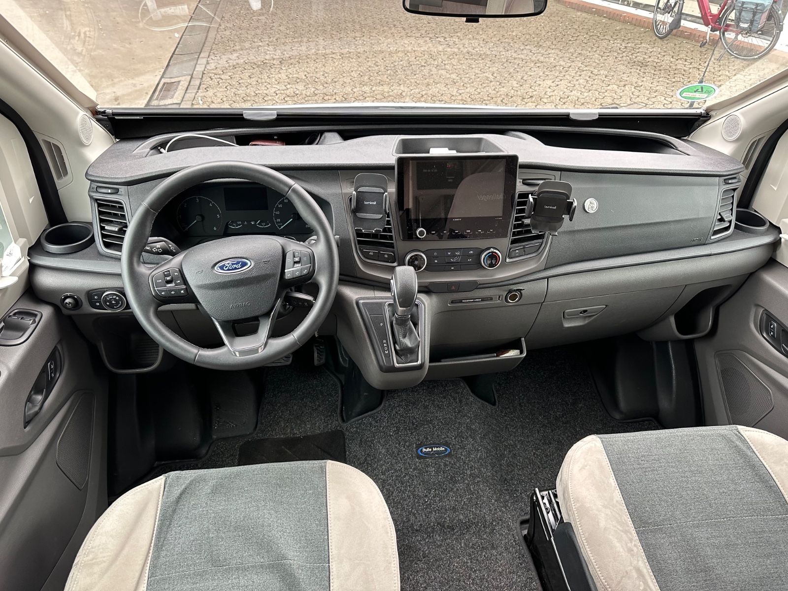 Fahrzeugabbildung Challenger 260 Graphite Ultimate 170 Automatic AHK/Sat/TV