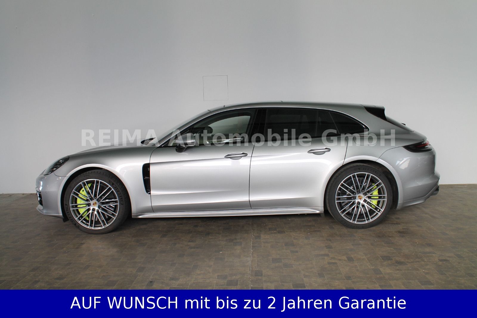 Fahrzeugabbildung Porsche Panamera Sport Turismo Turbo S E-Hybrid, Matrix