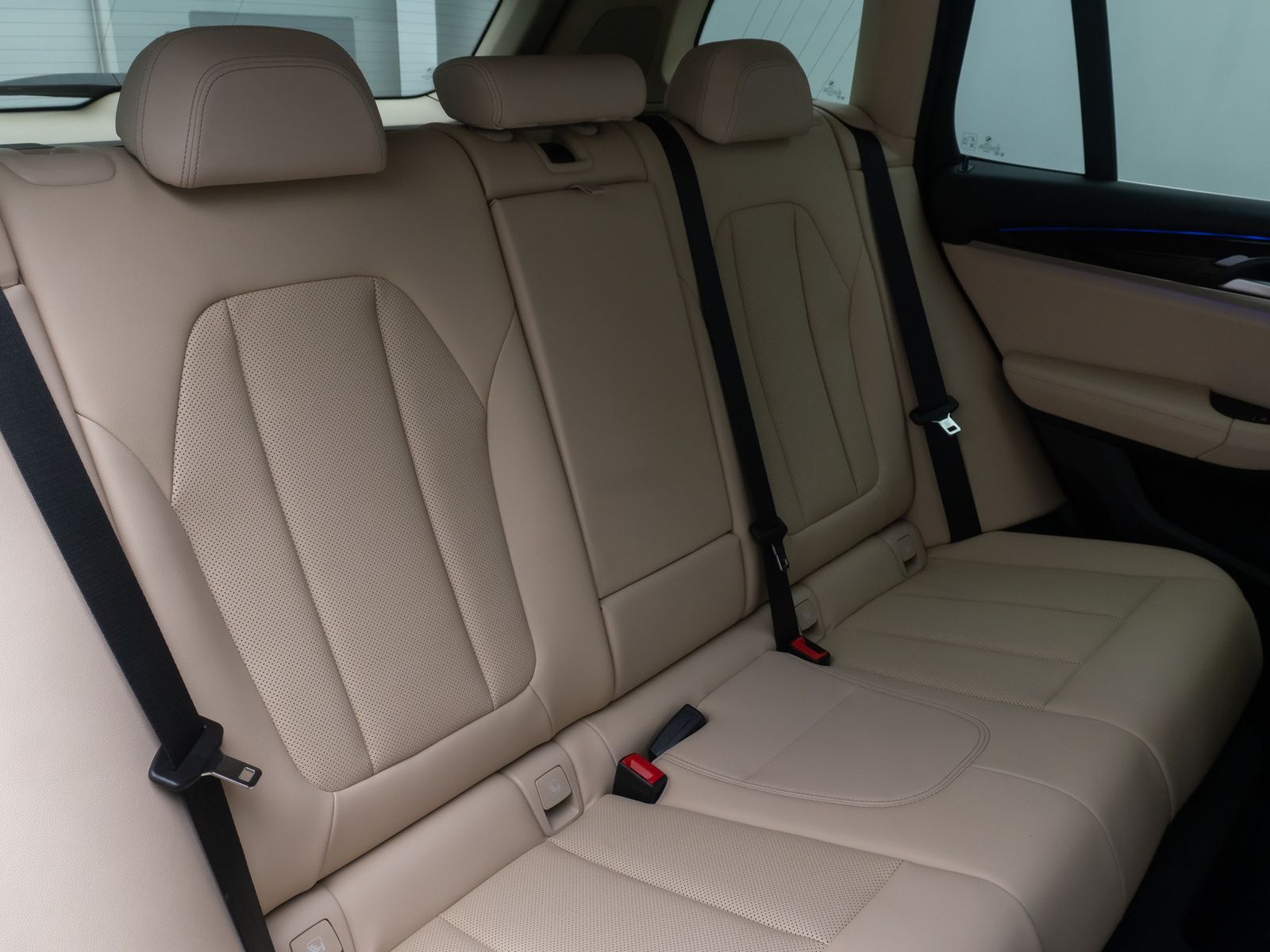 Fahrzeugabbildung BMW X3 xD20d Kamera DAB H/K Leder Sportsitz 18Zoll