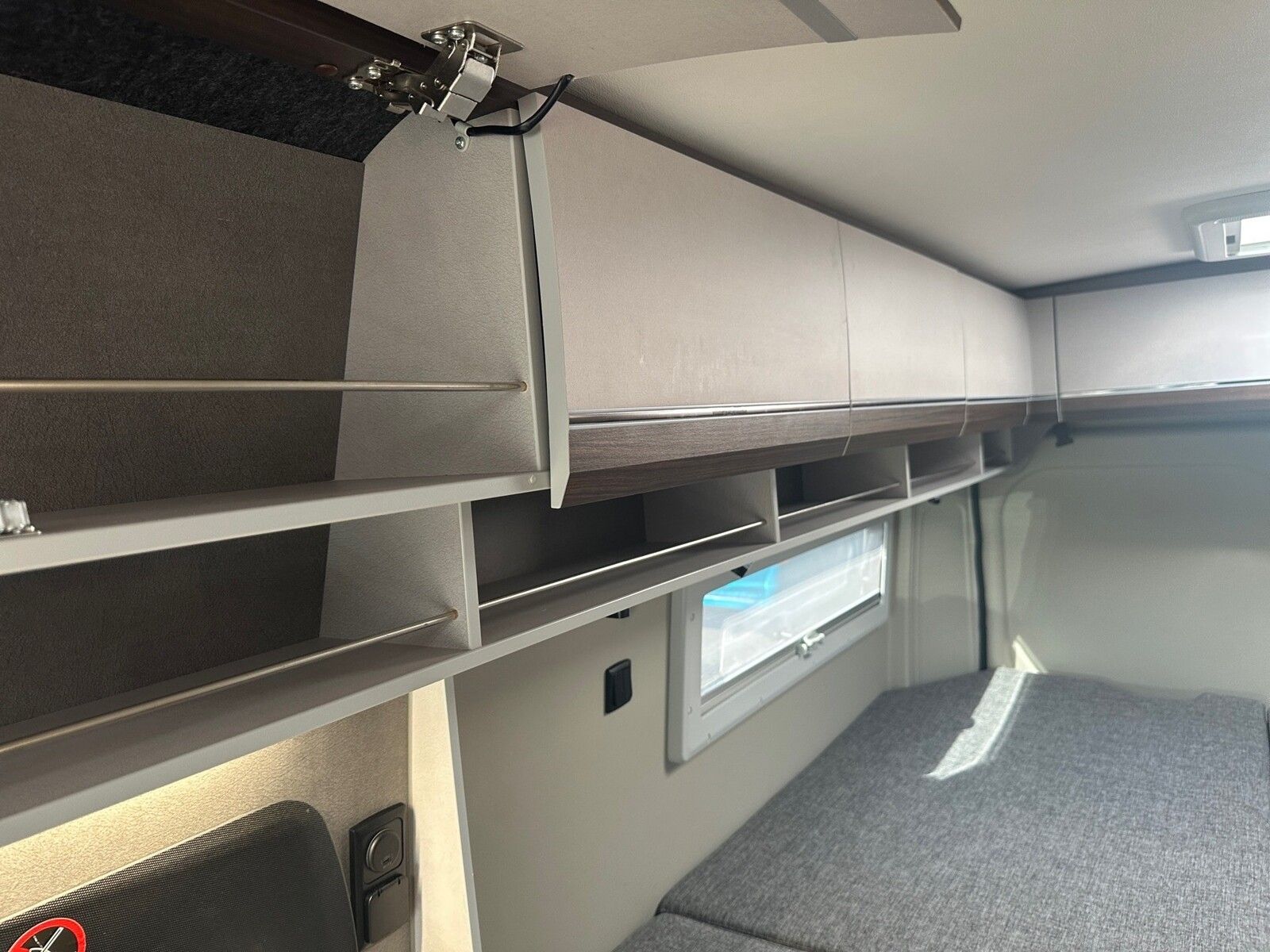 Fahrzeugabbildung Pössl Summit Shine 600 L Citroen 140 PS Markise,AHK,RK