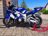 Yamaha R6 - YAMAHA 2002 R6