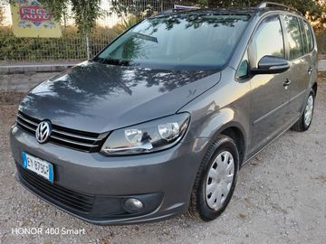 Volkswagen Touran - 1