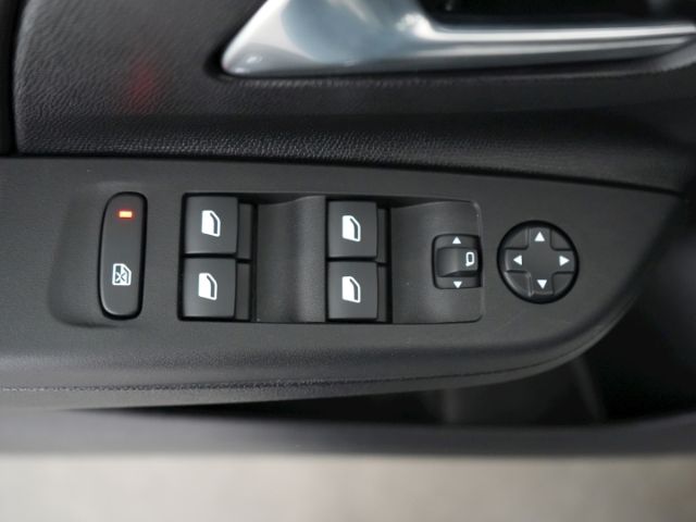 Corsa F FACELIFT EDITION+BLUETOOTH+KLIMA+SITZ-/L