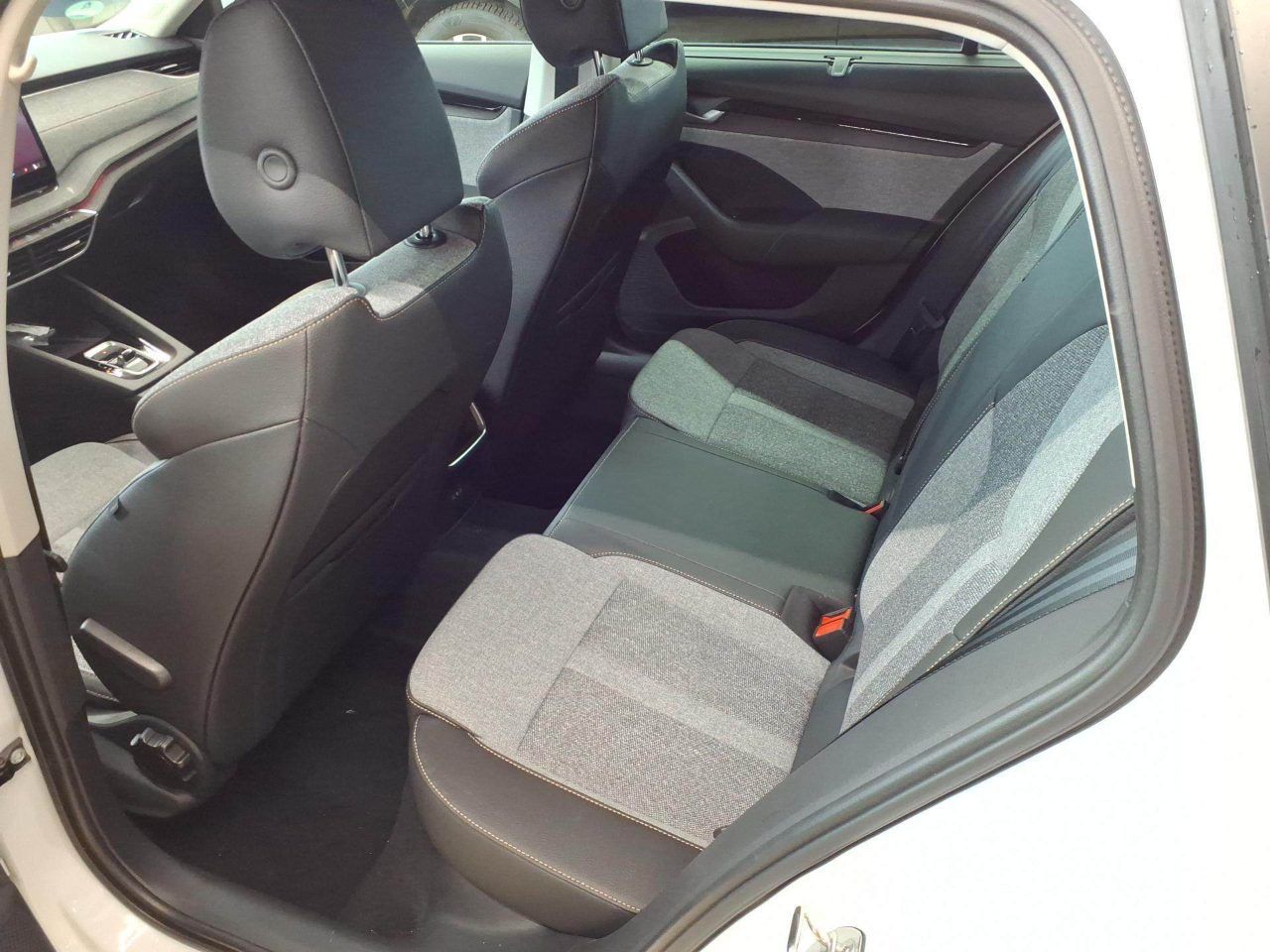 Skoda Octavia - Bild 8