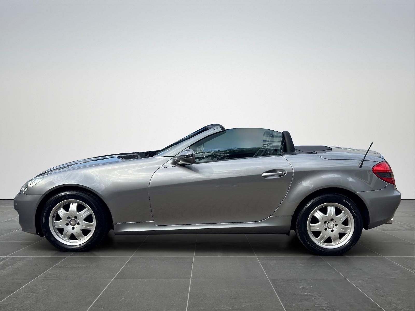 Mercedes-Benz SLK 200 Kompressor*LEDER*PDC*SHZ*AIRSCARF