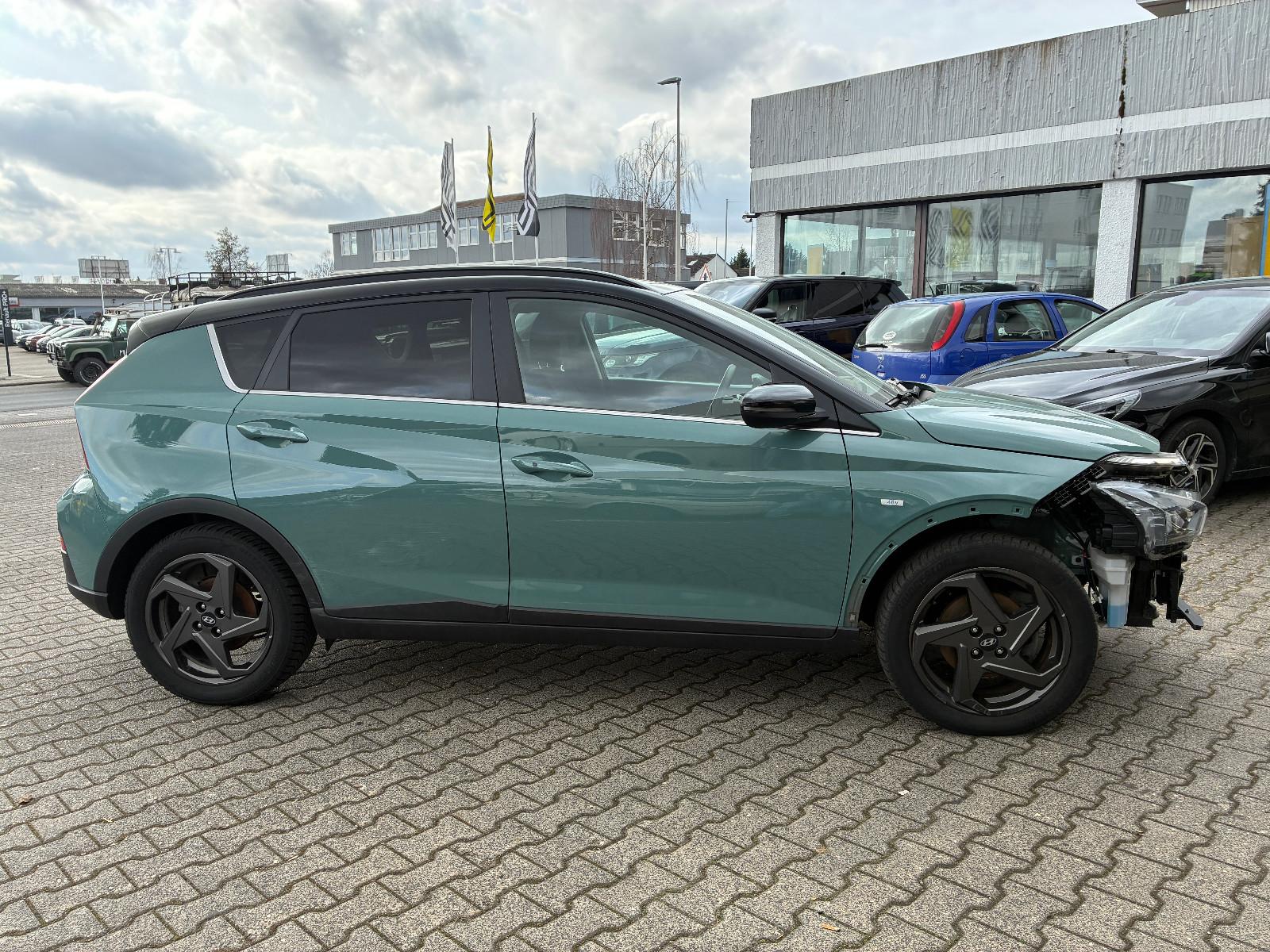 Hyundai Bayon, Automatik, 2 Jahre alt