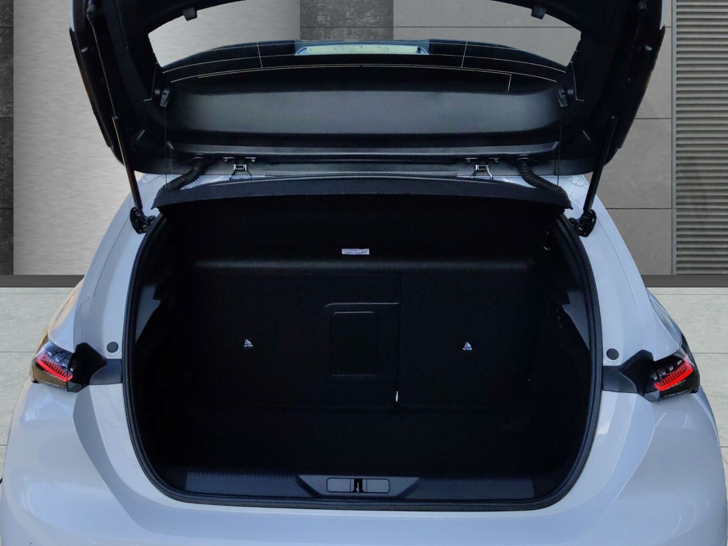 Peugeot 308 - Bild 5