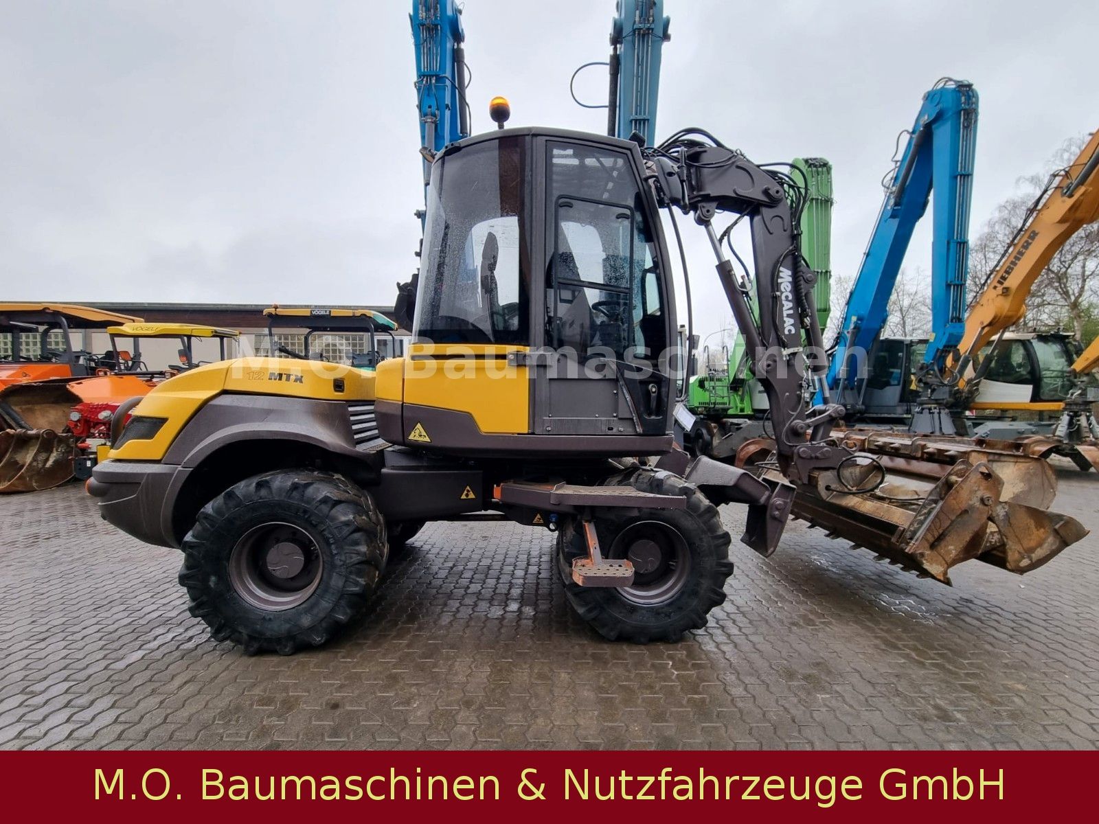 Fahrzeugabbildung MECALAC 12 MTX  /VSA / ZSA / Knickarm/ AC / 3in1 / Gabel