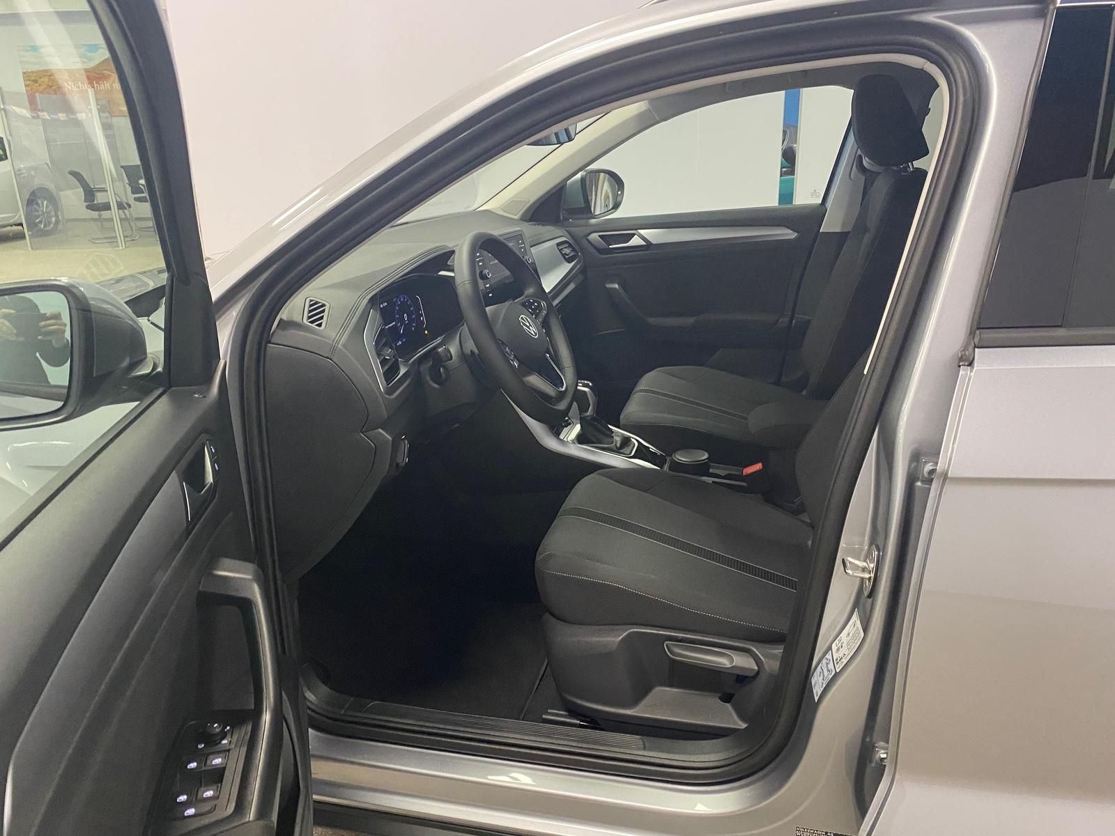 Fahrzeugabbildung Volkswagen Golf Variant 2.0 16V T FSI R BMT/Start-Stopp 4Mo