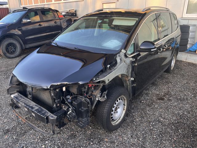 SEAT Alhambra Style Unfall