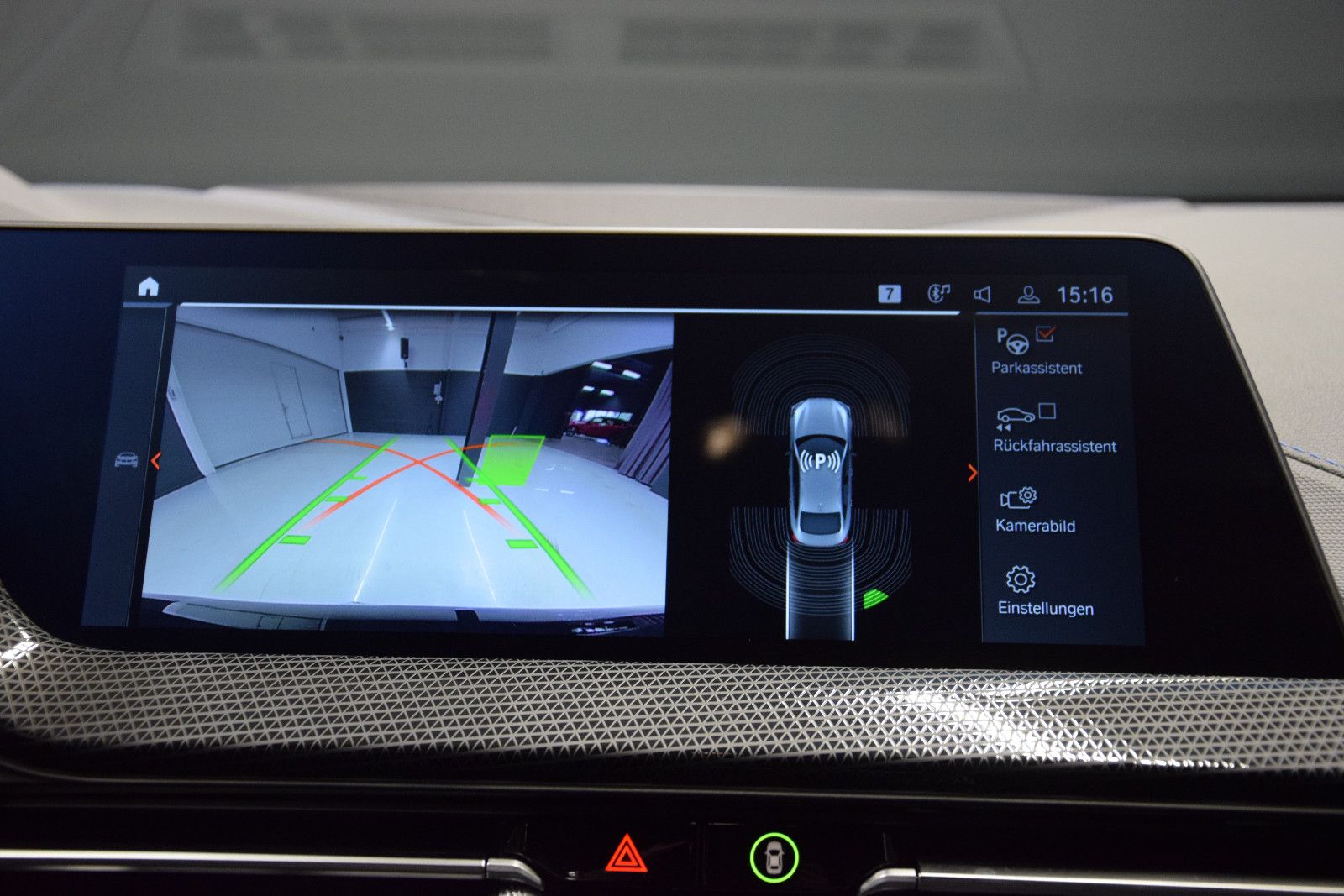 Fahrzeugabbildung BMW 218 i Gran Coupé M Sport H&k Leder Kamera ACC