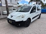 Peugeot PEUGEOT PARTNER 1.6HDI 90 CV 3 POSTI FURGONE - Peugeot Partner mit Diesel-Antrieb: 1.9