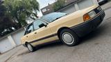 Audi 80 Oldtimer 1988 - Audi 80 in Duisburg