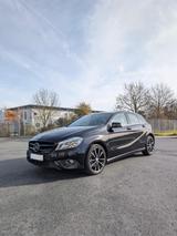 Mercedes-Benz A 180 | Scheckheft | Klimaautomatik | SHZ | PDC - Mercedes-Benz A 180 Gebrauchtwagen in Nürnberg
