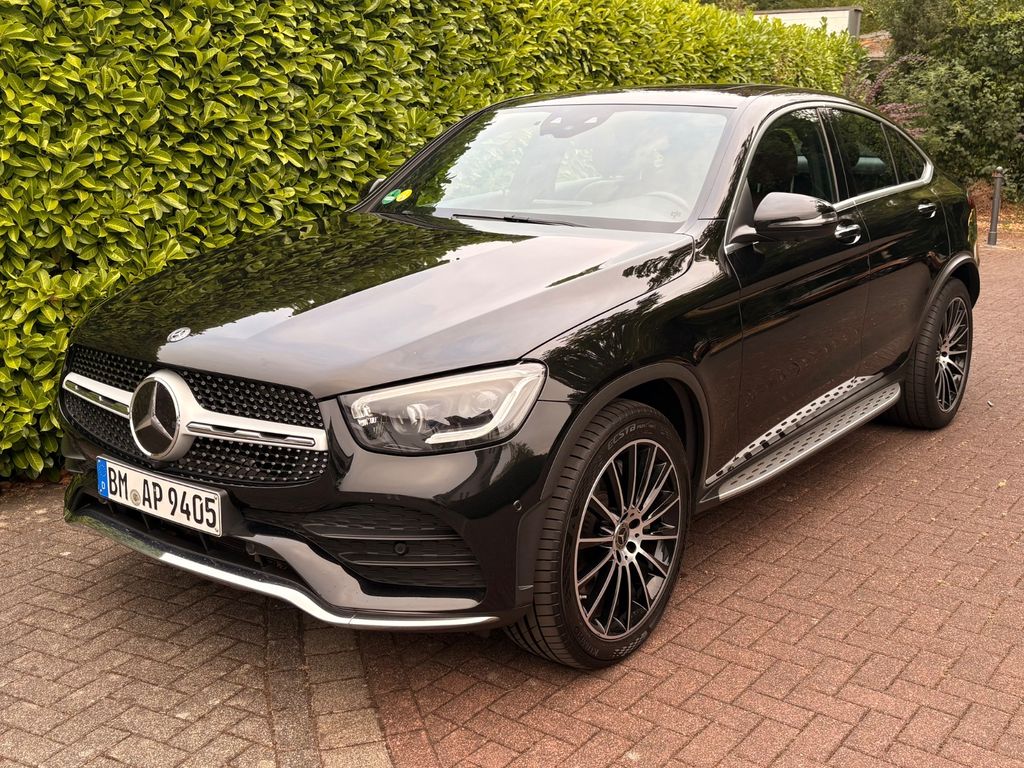 Image of Mercedes-Benz GLC 300