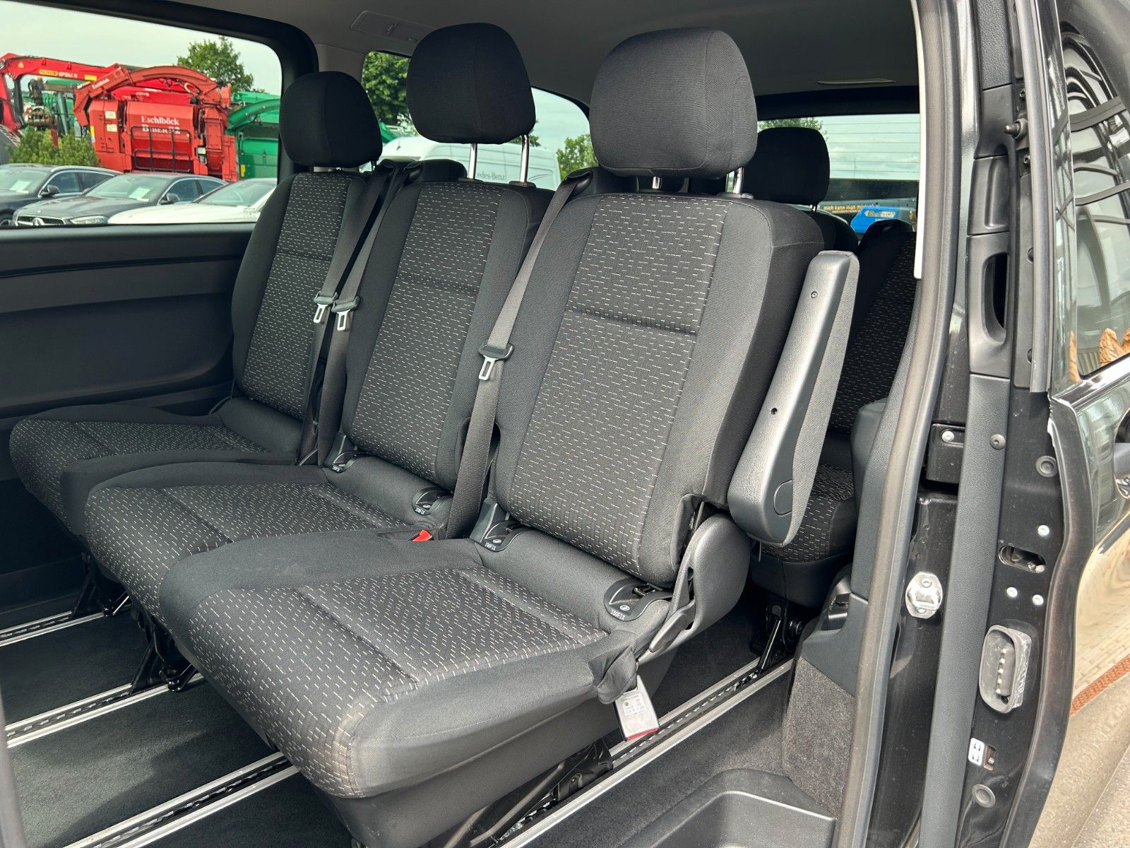Fahrzeugabbildung Mercedes-Benz Vito 116 CDI 9G Tourer Select MULTIBEAM AHK2,5