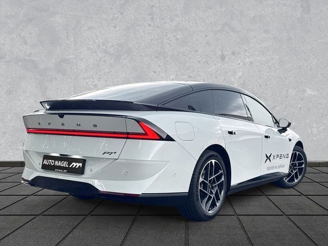 XPENG P7