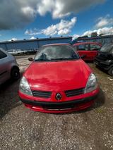 Renault Clio II 1,2 Campus TÜV+AU+Inspektion NEU - Renault Clio aus 2005: Campus