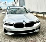 BMW 530d xD Facelift 1.Hd. DAB MwSt 19% StHz Leder   - BMW 5er Reihe: Facelift
