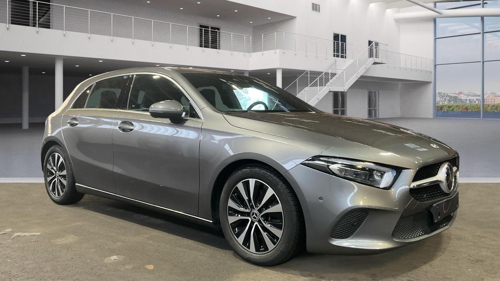 Mercedes-Benz A 220 d Progressive *DISTRONIC*