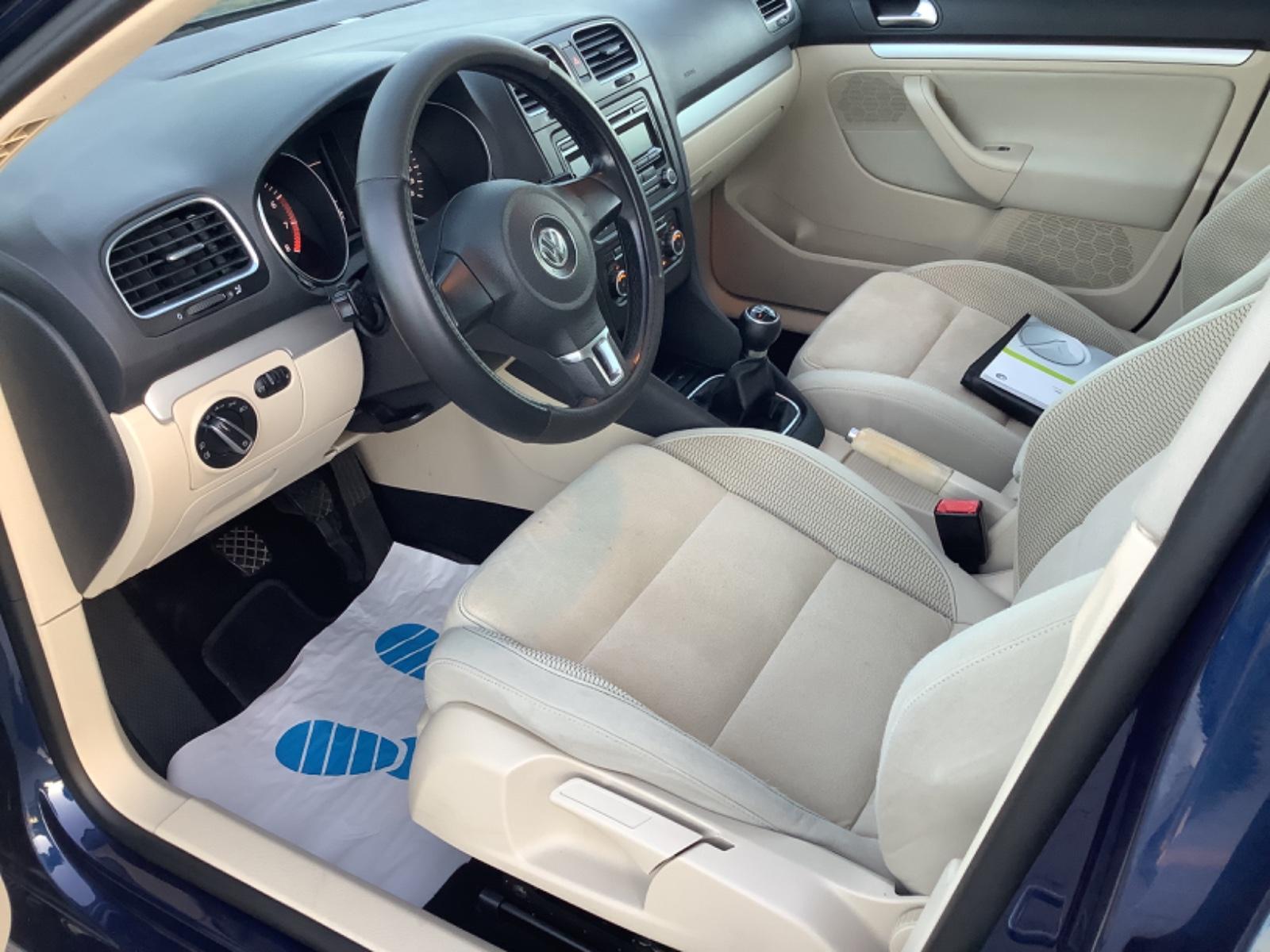 Volkswagen Golf 2010 — photo 9