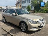 Mercedes-Benz C 200 Limousine+Bi-Xenon+Leder+Navi+ - Mercedes-Benz C 200: Beige