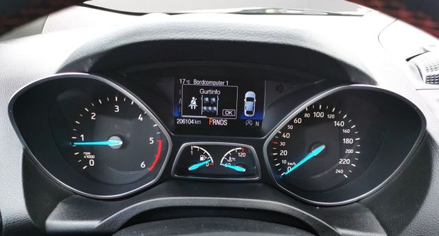 Ford Kuga ST-Line 4WD Titanium Navi SHZ Kamera ACC