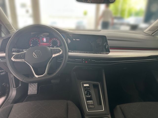 Fahrzeugabbildung Volkswagen Golf Var. Life 2.0 TDI DSG KLIMA LED NAVI KAMERA