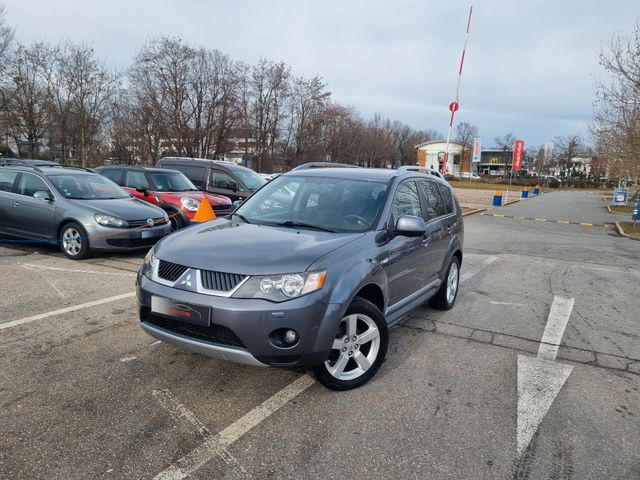 Mitsubishi Outlander 2.4 MIVEC I/1Hand/Neue Inspektion